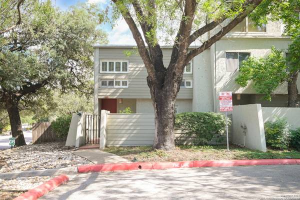 3103 Eisenhauer UNIT J1, San Antonio, TX 78209