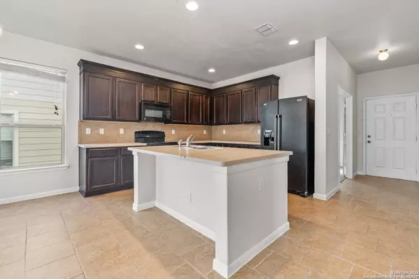 San Antonio, TX 78218,5938 Cielo Ranch