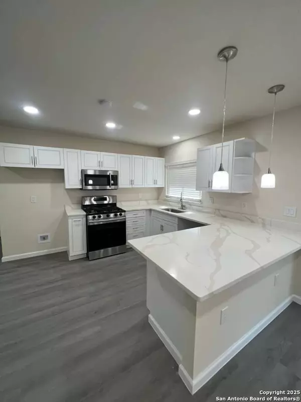 San Antonio, TX 78233,6034 LITTLE BRANDYWINE CRK