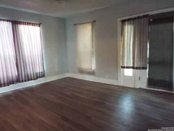 San Antonio, TX 78207,2710 W Cesar E Chavez