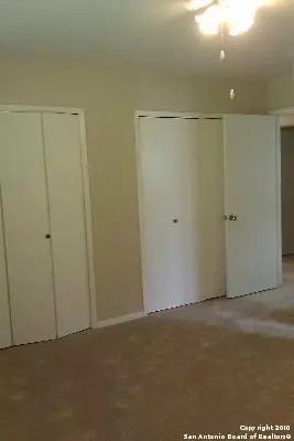 Schertz, TX 78154-2418,225 MEADOW LN