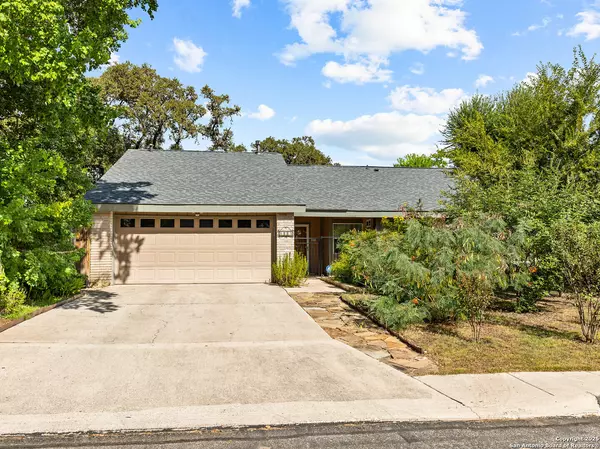 8002 Valley Trails St, San Antonio, TX 78250