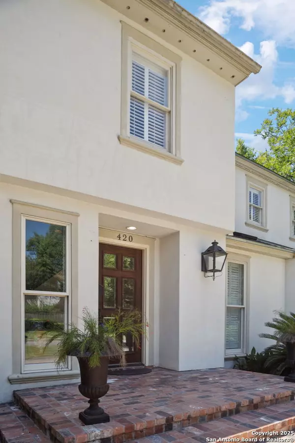 Terrell Hills, TX 78209,420 Grandview