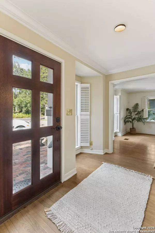 Terrell Hills, TX 78209,420 Grandview