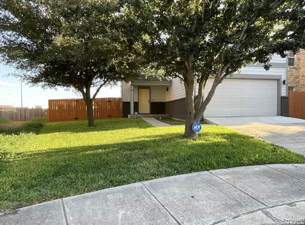 6650 hartnet, Converse, TX 78109