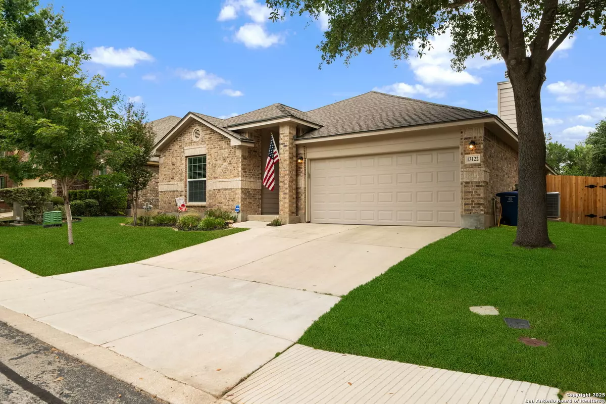 Helotes, TX 78023,13122 Essen Forest