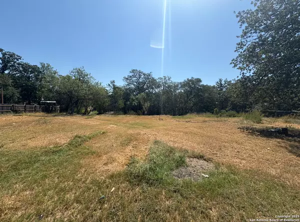 123 Lone Star Circle Unit A, Bastrop, TX 78602