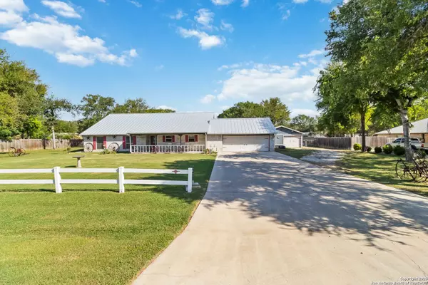 1323 Mary Preiss, New Braunfels, TX 78132