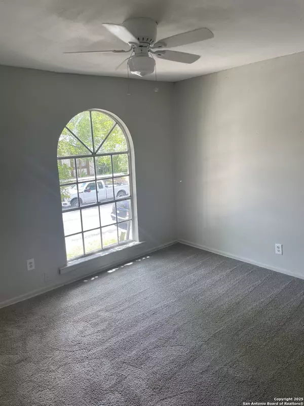 San Antonio, TX 78245-1527,1236 Churing