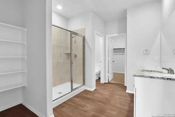 Converse, TX 78109,4727 Wild Boar Xing