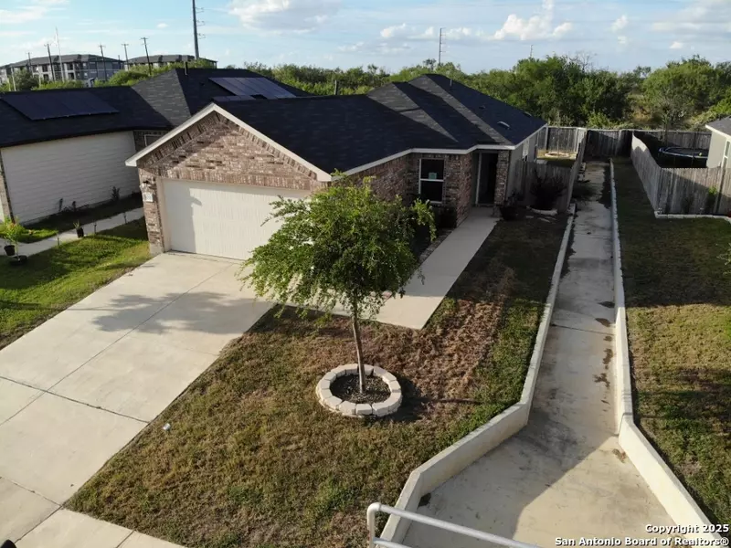 5031 Kayak Cove, Elmendorf, TX 78112