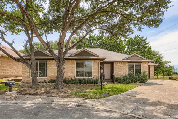 3917 Pecan Ct, Schertz, TX 78108