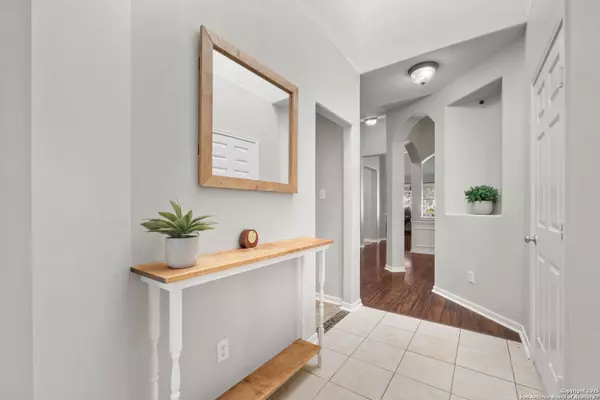 Cibolo, TX 78108,136 Still Brook