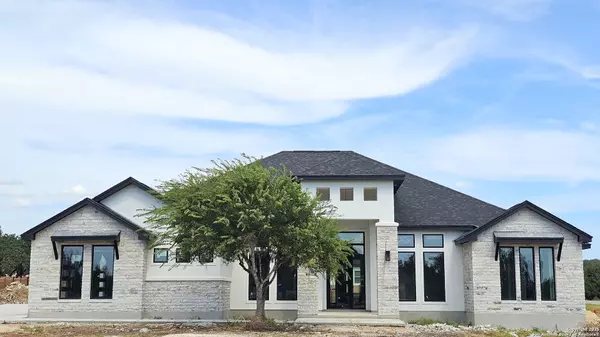 699 James Way, Castroville, TX 78009