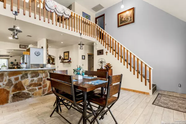 Seguin, TX 78155,1170 Capote Oaks