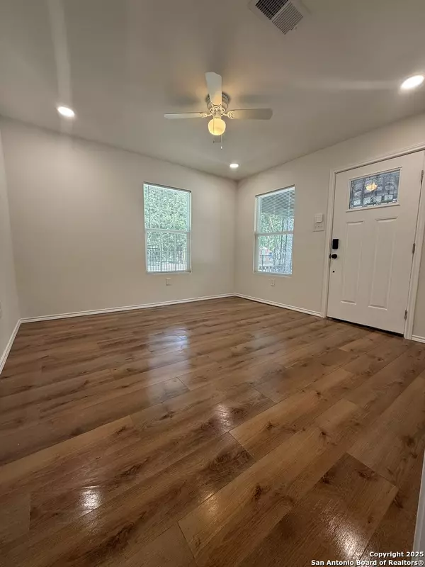 San Antonio, TX 78237,703 san augustine