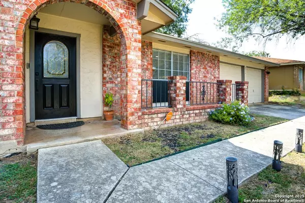 San Antonio, TX 78251,8314 Windline