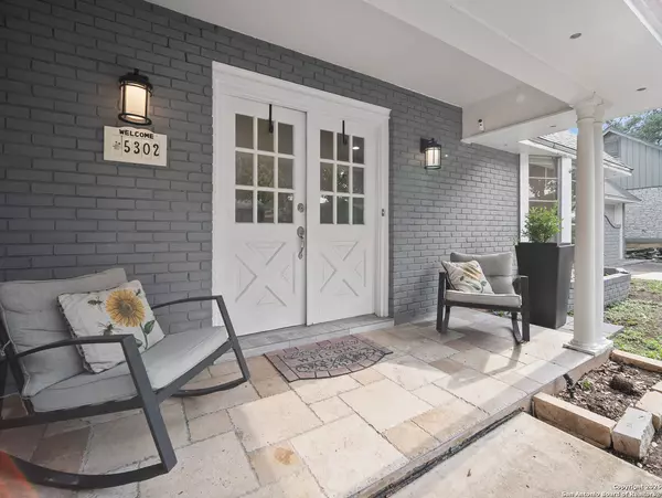 5302 Charter Oak, San Antonio, TX 78229