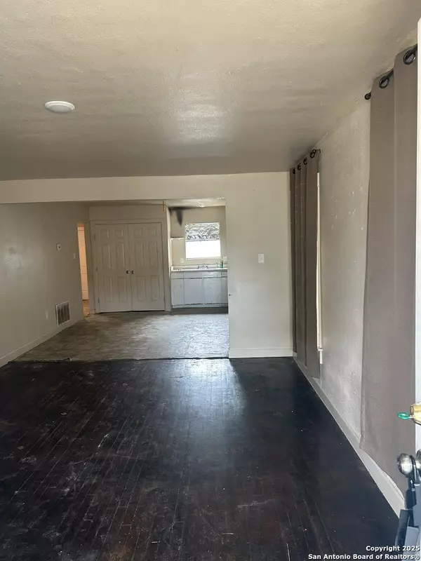 San Antonio, TX 78223,138 Archimedes