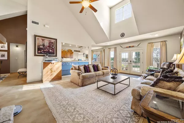 Blanco, TX 78606,192 indian oaks