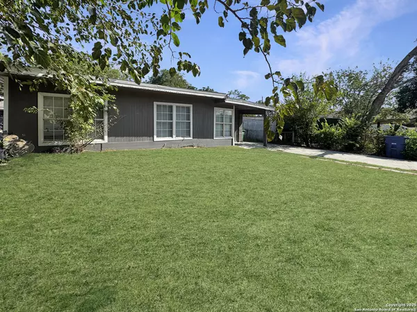 San Antonio, TX 78201,1611 La Manda