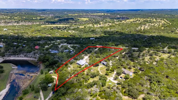 Hunt, TX 78024,235 Fallow Run Ln