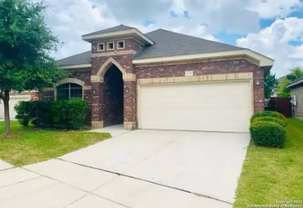 8018 Grissom Crst, San Antonio, TX 78251