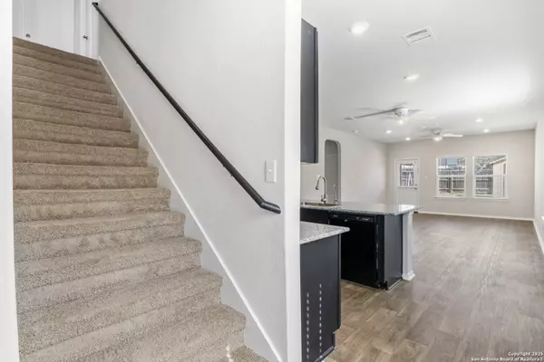 San Antonio, TX 78245,3362 STONEY KNOLL