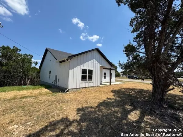 Canyon Lake, TX 78133,664 Rolling Hills