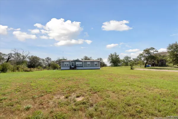 Somerset, TX 78069,385 Forest Oaks