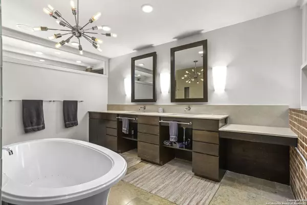 San Antonio, TX 78212,108 Schreiner Pl