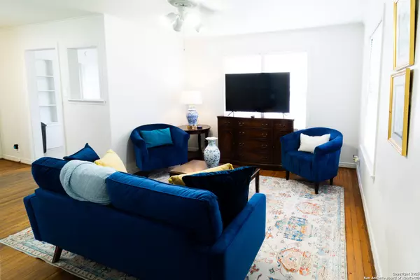 Beeville, TX 78102,803 N Buchanan