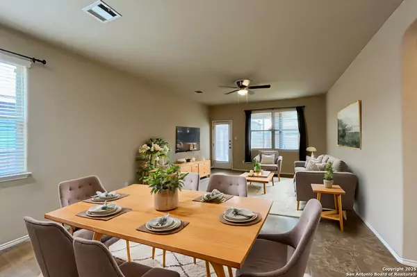 San Antonio, TX 78251,8406 Loska Green