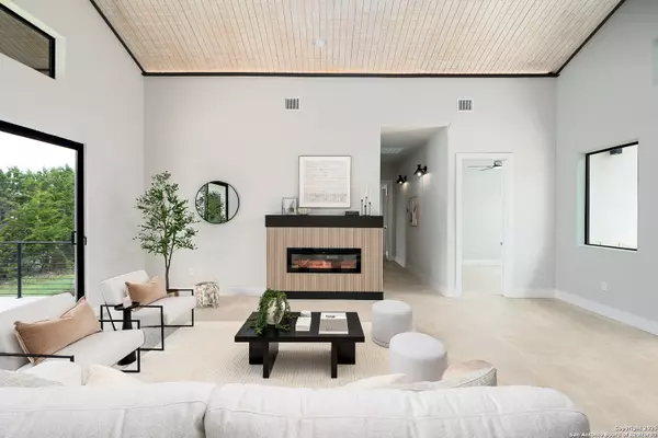 San Antonio, TX 78260,26617 Timberline