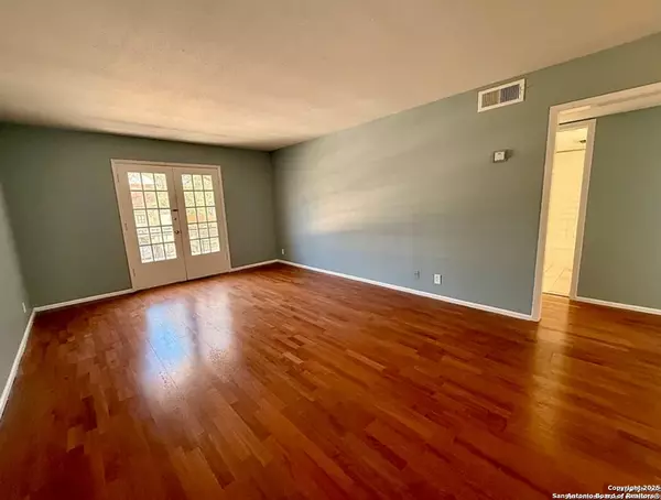 San Antonio, TX 78229,6718 Callaghan Road UNIT 315