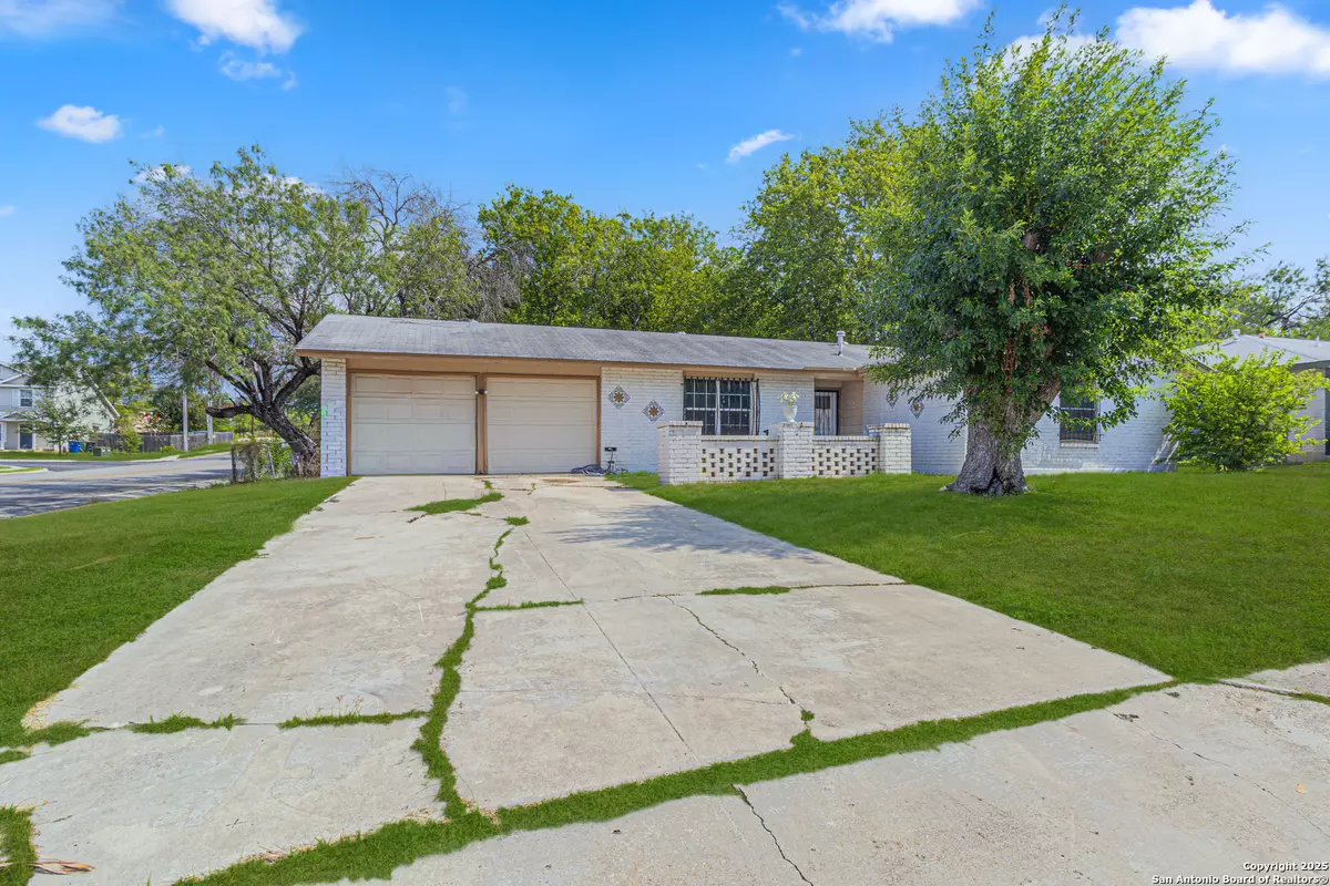 San Antonio, TX 78242,5883 Branch Valley St