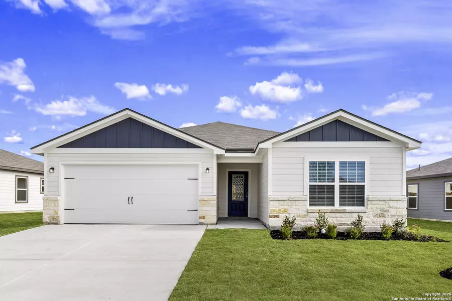 16021 Stratford Cove, Lytle, TX 78052