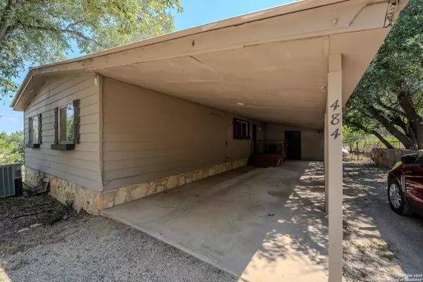 Canyon Lake, TX 78133,484 Glenn