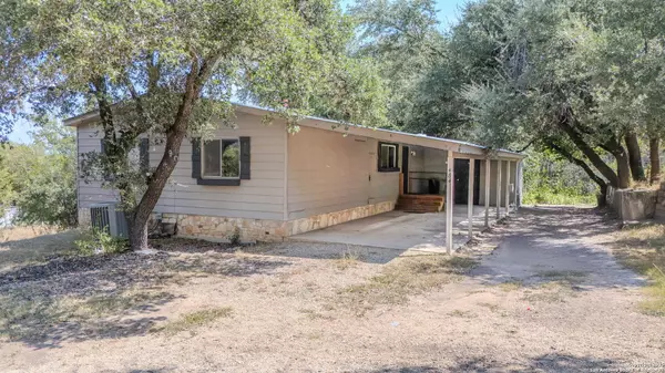 Canyon Lake, TX 78133,484 Glenn