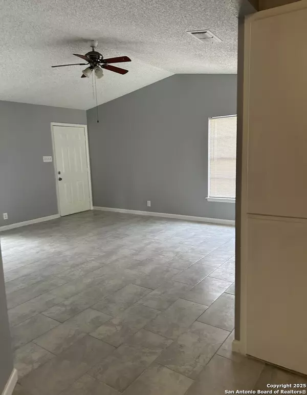 San Antonio, TX 78249,6858 Maple Springs