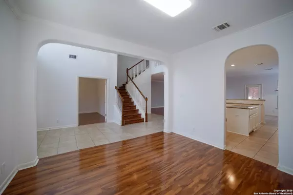 San Antonio, TX 78260,827 Tiger Lily