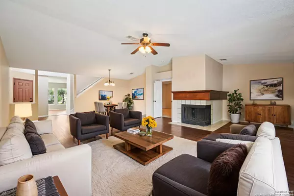 San Antonio, TX 78240,10338 Country Vista