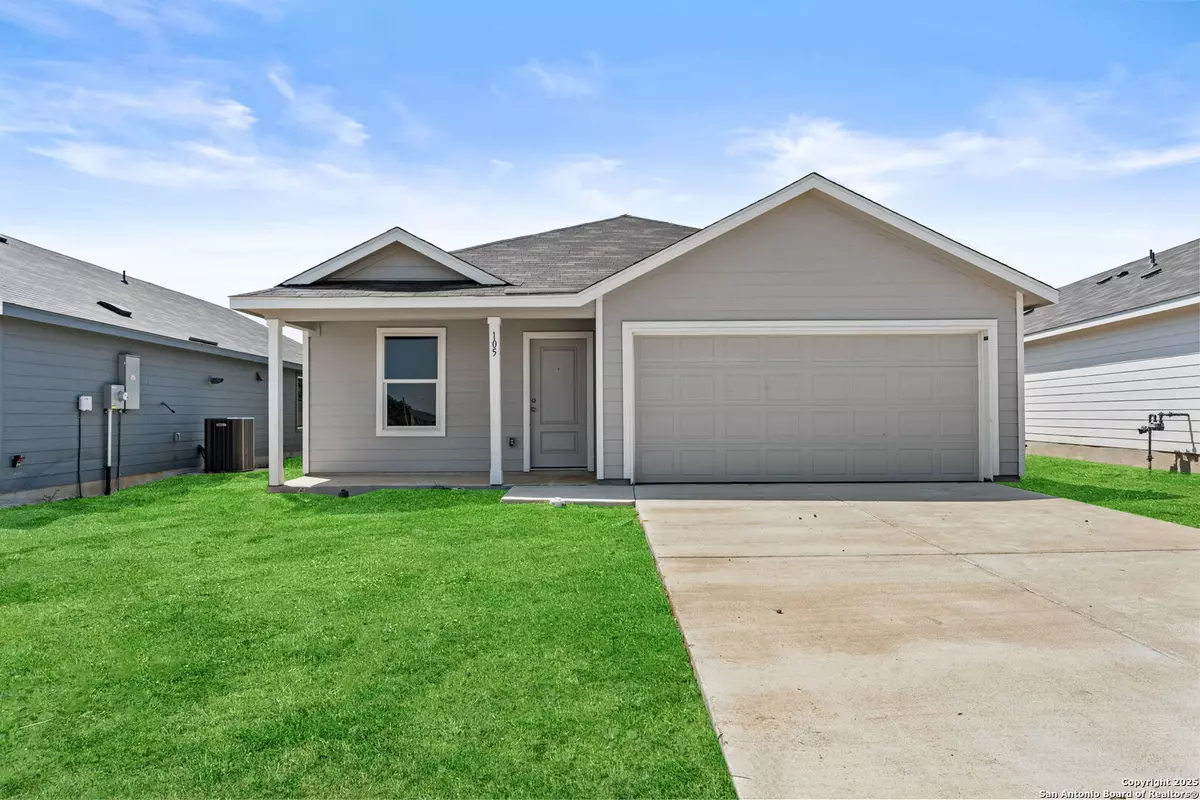 Floresville, TX 78114,105 Autumn Trail
