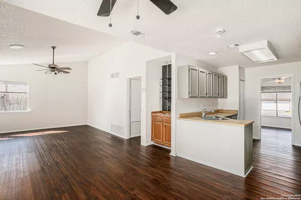 San Antonio, TX 78247,5614 Misty