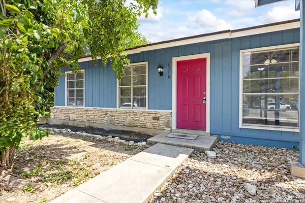 San Antonio, TX 78227,6310 Brownleaf St