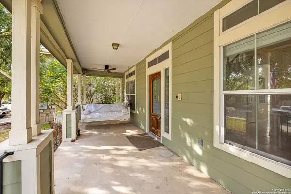 Cibolo, TX 78108,136 Brook Shire