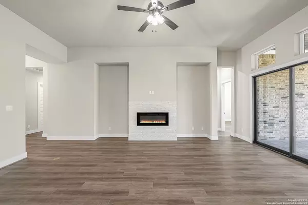 Fair Oaks Ranch, TX 78015,6817 Arbor Falls