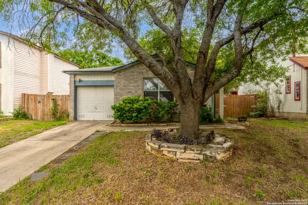 2435 Westgard, San Antonio, TX 78245