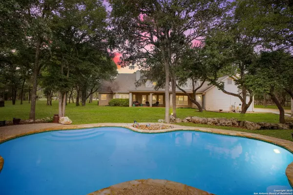 209 Sandy Oaks, Boerne, TX 78015