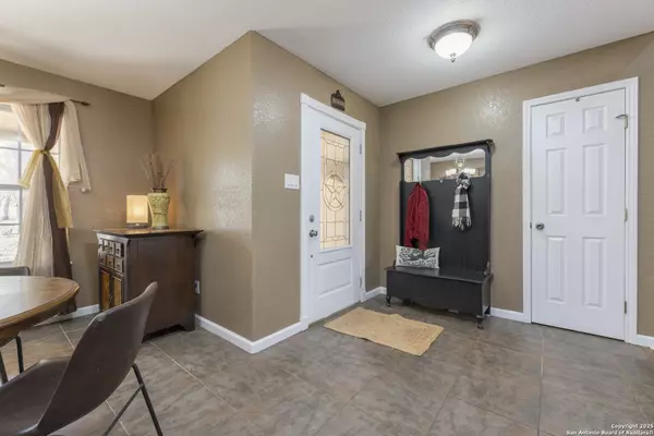 La Vernia, TX 78121,568 Jacobs Ln